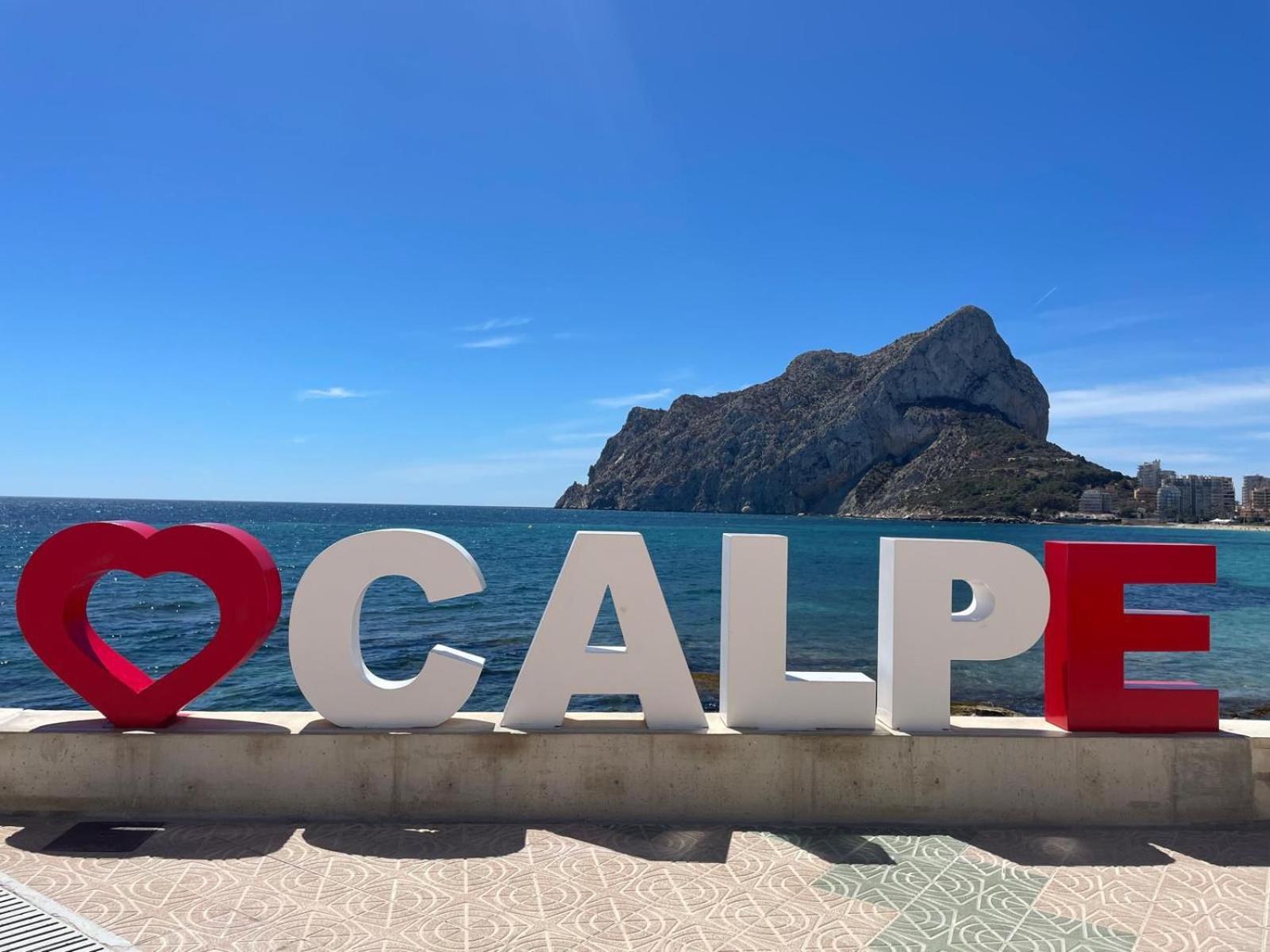 Eerstelijns Appartement Vive Cada Momento Zeezicht En Pal Aan De Boulevard En Strand Calpe, Toplocatie エクステリア 写真